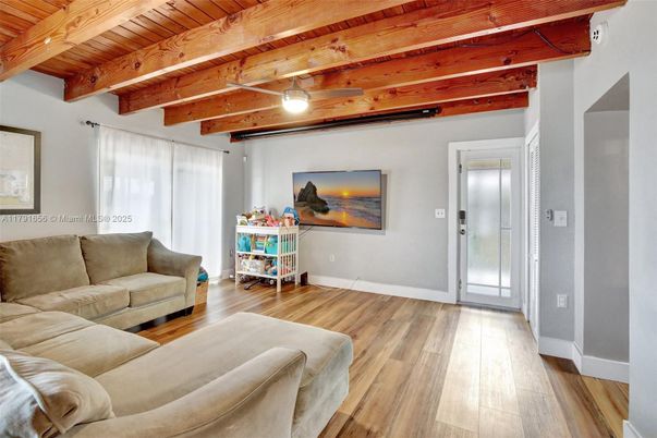 Interior, Living room, Wooden Beams, Wooden Ceilings, Wood Texture Flooring