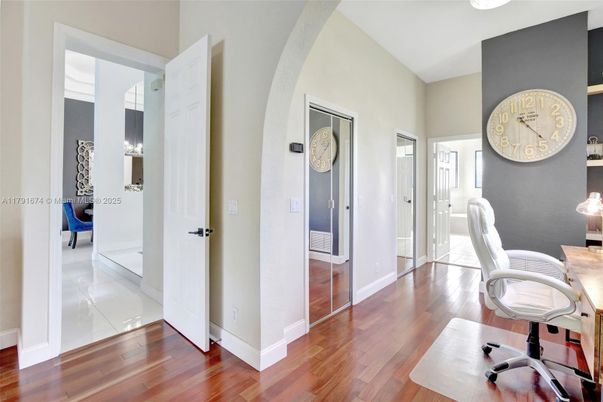 Home Office, Interior, Wood Texture Flooring