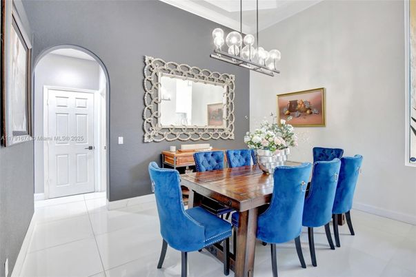Dining room, Interior, Pendant Lights