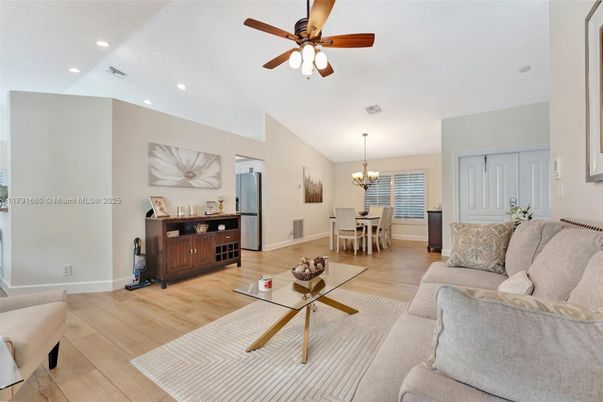 Chandelier, Dining room, Interior, Living room, Recessed Lighting, Wood Texture Flooring