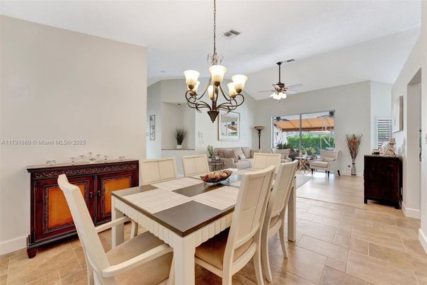 Chandelier, Dining room, Interior, Living room