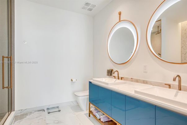 Bathroom, Dual Sink Vanities, Interior, Marble