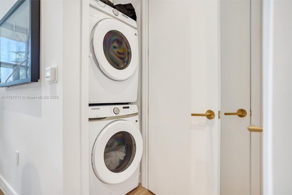 Interior, Utility Closets, Washer