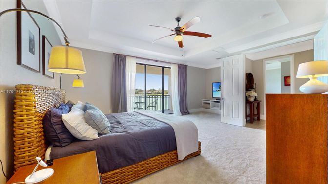 Bedroom, Interior, Water