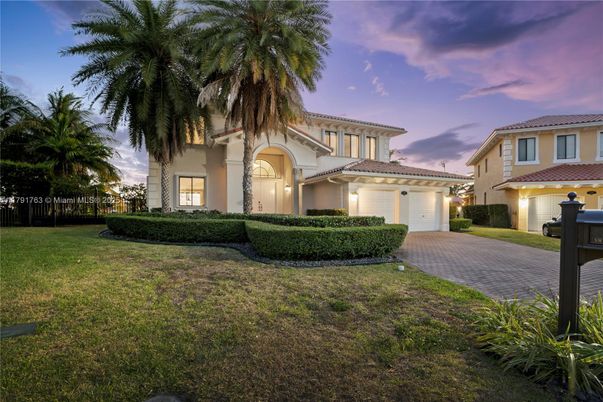 Attached, Backyard, Exterior, Facade, Mediterranean