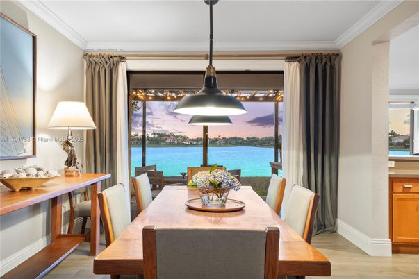 Dining room, Interior, Pendant Lights, Water, Wood Texture Flooring
