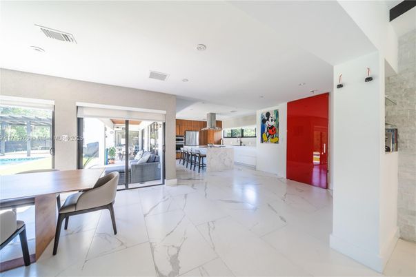 Dining room, Interior, Kitchen, Marble, Recessed Lighting, Stainless Steel Appliances
