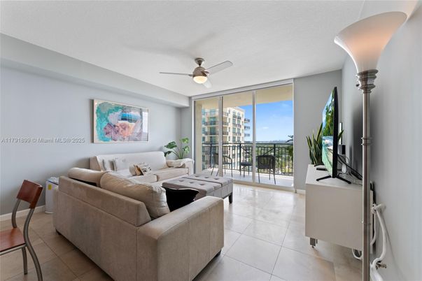 Interior, Living room, Water