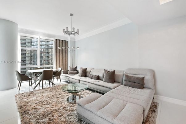 Dining room, Interior, Living room, Pendant Lights