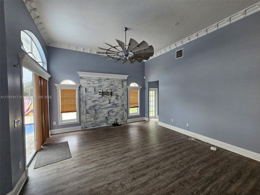 Empty room, Interior, Wood Texture Flooring