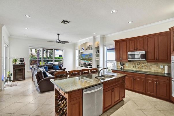 Interior, Kitchen, Living room, Recessed Lighting, Stainless Steel Appliances