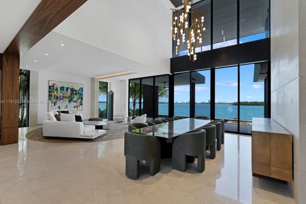 Dining room, Interior, Living room, Pendant Lights, Recessed Lighting, Water