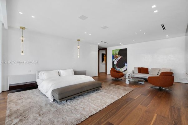 Bedroom, Interior, Pendant Lights, Recessed Lighting, Wood Texture Flooring