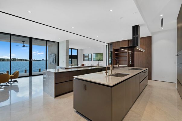 Interior, Kitchen, Recessed Lighting, Water