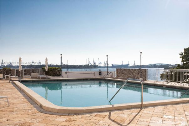 Exterior, Pool, Water