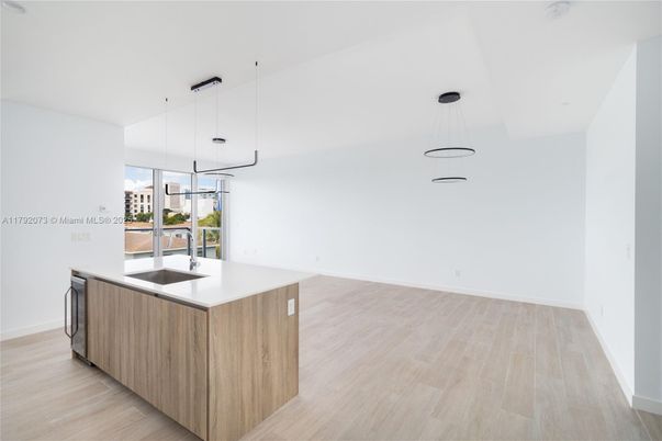 Interior, Kitchen, Pendant Lights, Wood Texture Flooring