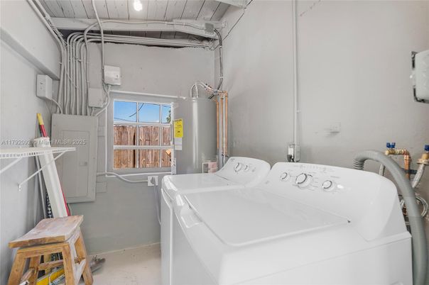 Interior, Washer