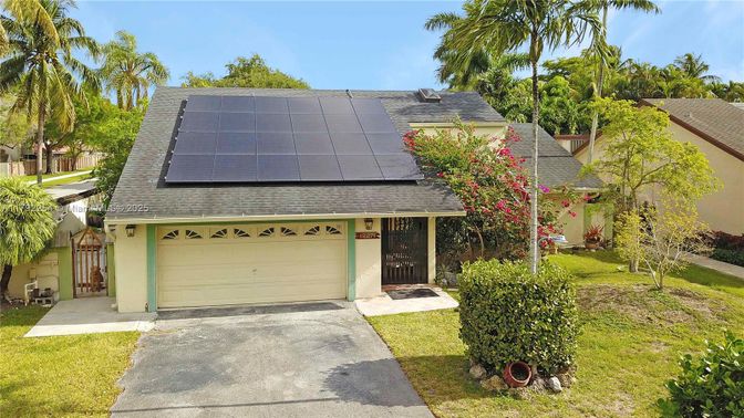 Attached, Exterior, Facade, Solar Panels, Ranch
