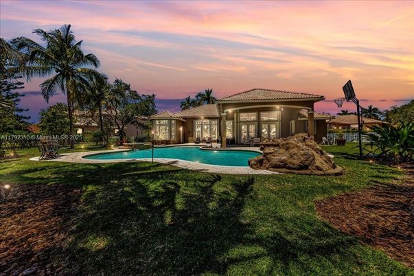 Backyard, Exterior, Pool