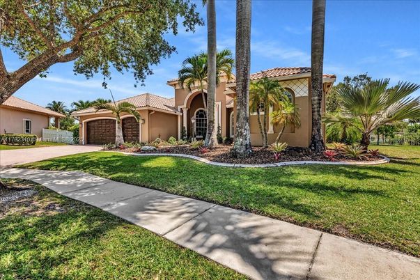 Attached, Backyard, Exterior, Facade, Mediterranean