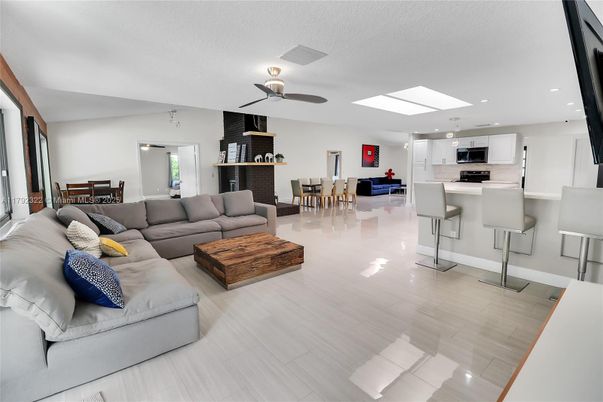 Dining room, Interior, Kitchen, Living room, Recessed Lighting, Stainless Steel Appliances