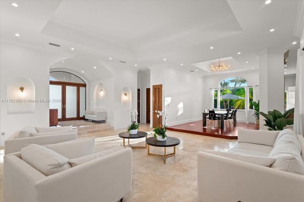Chandelier, Dining room, Interior, Living room, Recessed Lighting