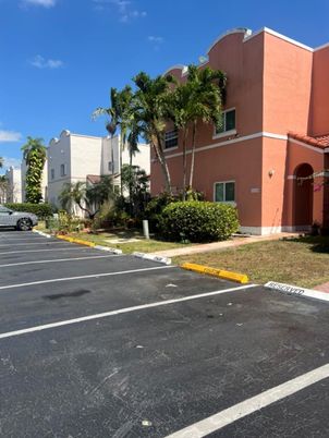 Exterior, Facade, Condo Building