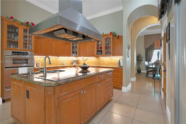 Interior, Kitchen, Stainless Steel Appliances