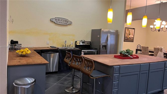 Interior, Kitchen, Pendant Lights, Stainless Steel Appliances