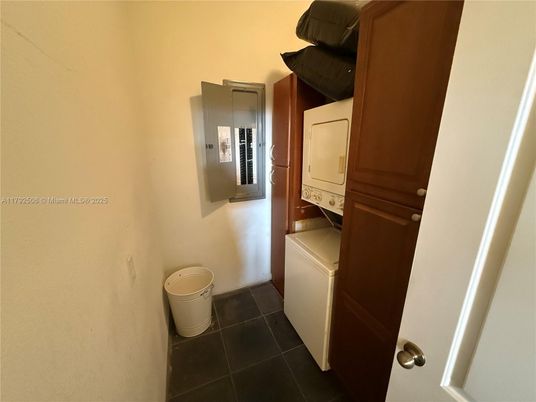 Interior, Utility Closets, Washer
