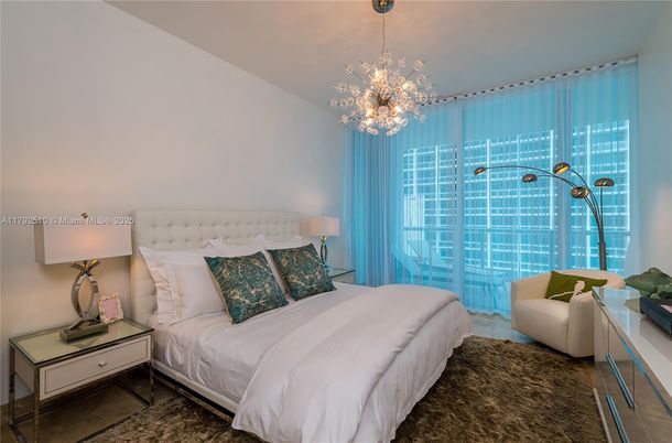 Bedroom, Interior, Pendant Lights