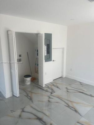 Empty room, Interior, Marble