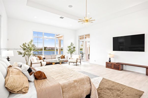 Interior, Living room, Pendant Lights, Recessed Lighting, Water, Wood Texture Flooring