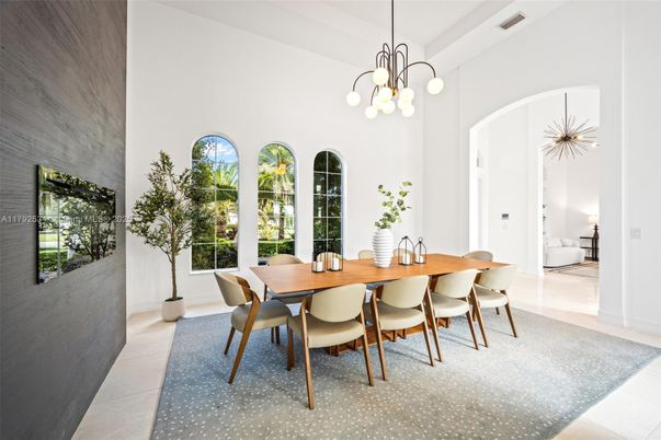Chandelier, Dining room, Interior, Pendant Lights