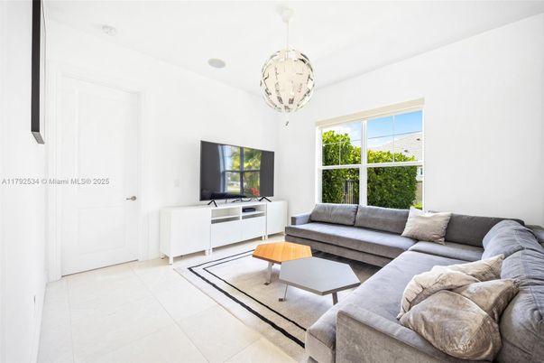 Interior, Living room, Pendant Lights