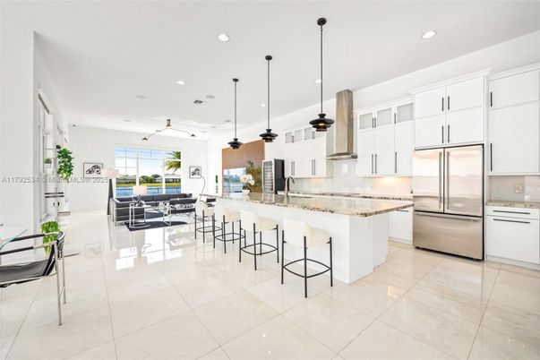 Interior, Kitchen, Living room, Pendant Lights, Recessed Lighting, Stainless Steel Appliances