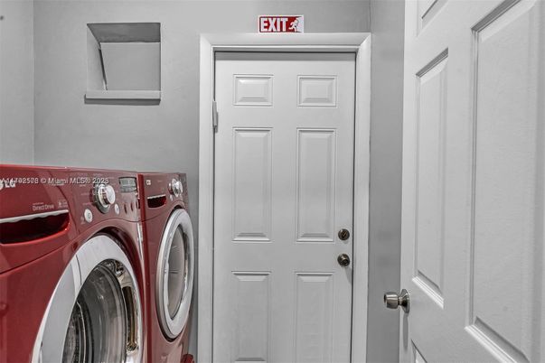 Interior, Utility Closets, Washer