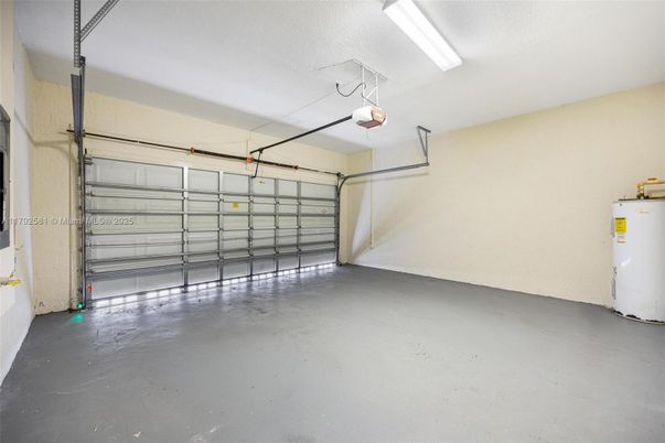 Garage, Interior