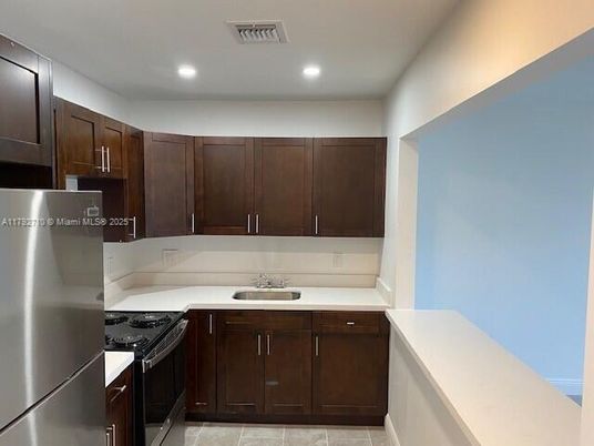 Interior, Kitchen, Recessed Lighting