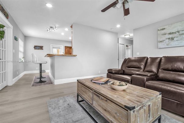 Interior, Living room, Recessed Lighting, Wood Texture Flooring