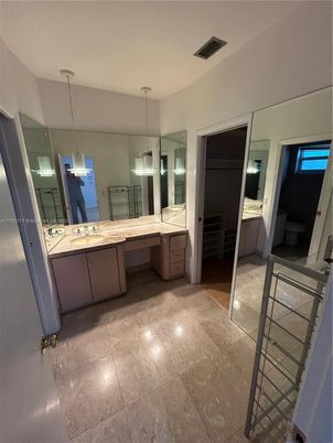 Interior, Kitchen, Pendant Lights