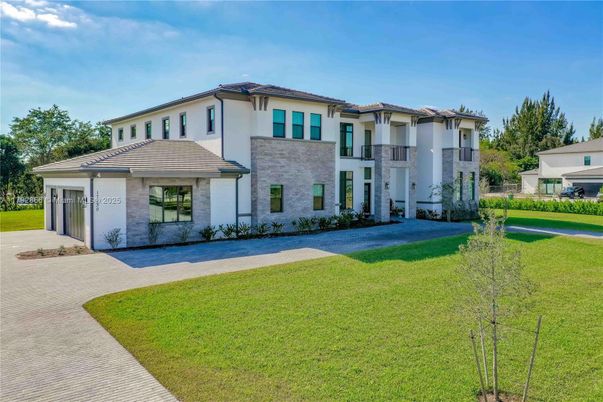 Attached, Backyard, Exterior, Facade, Mediterranean