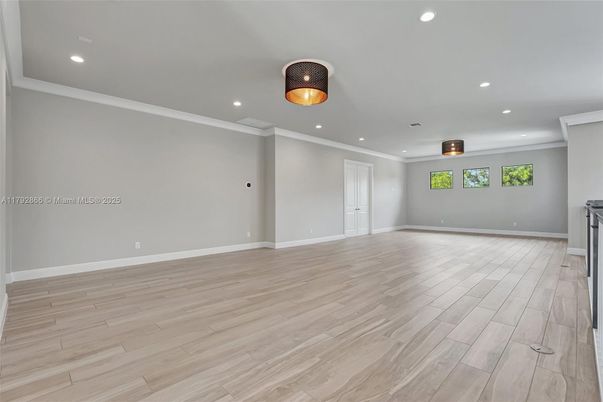 Empty room, Interior, Recessed Lighting, Wood Texture Flooring