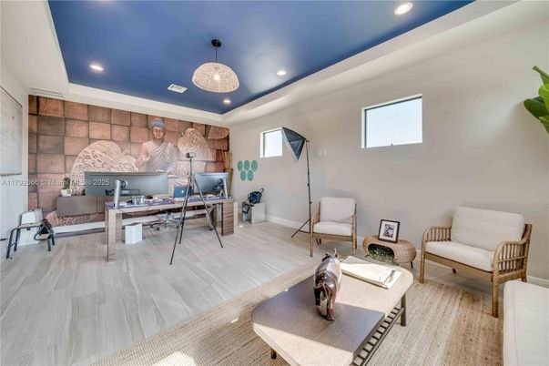 Home Office, Interior, Living room, Pendant Lights, Recessed Lighting, Wood Texture Flooring