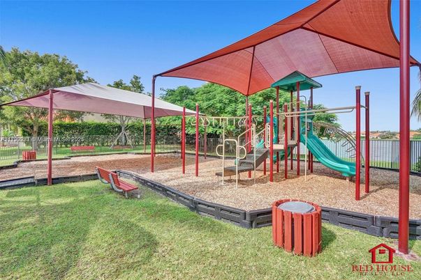 Backyard, Exterior, Playground