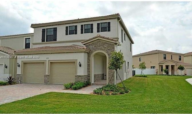 Attached, Backyard, Exterior, Facade, Mediterranean