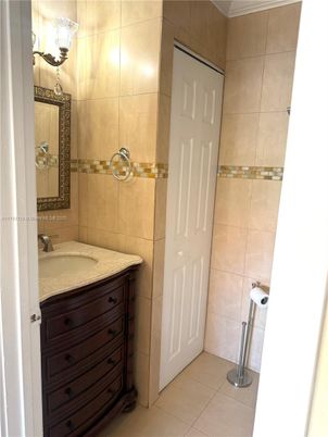 Bathroom, Interior