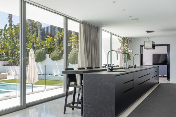 Interior, Kitchen, Pendant Lights, Recessed Lighting