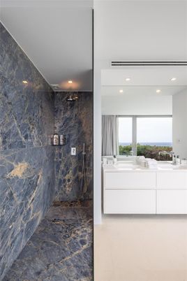 Bathroom, Interior, Marble Walls, Recessed Lighting