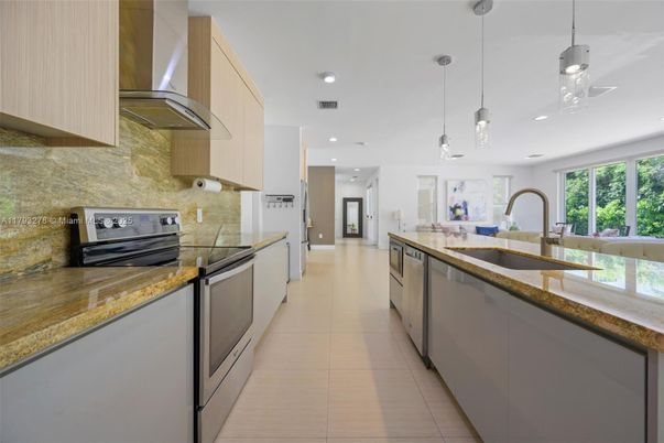 Interior, Kitchen, Pendant Lights, Recessed Lighting, Stainless Steel Appliances
